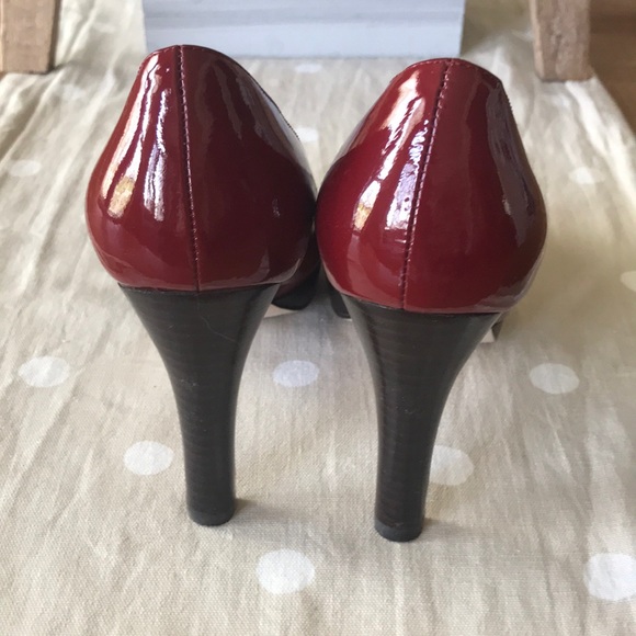 Jessica Simpson Red Patent Leather Heels - Picture 3 of 6